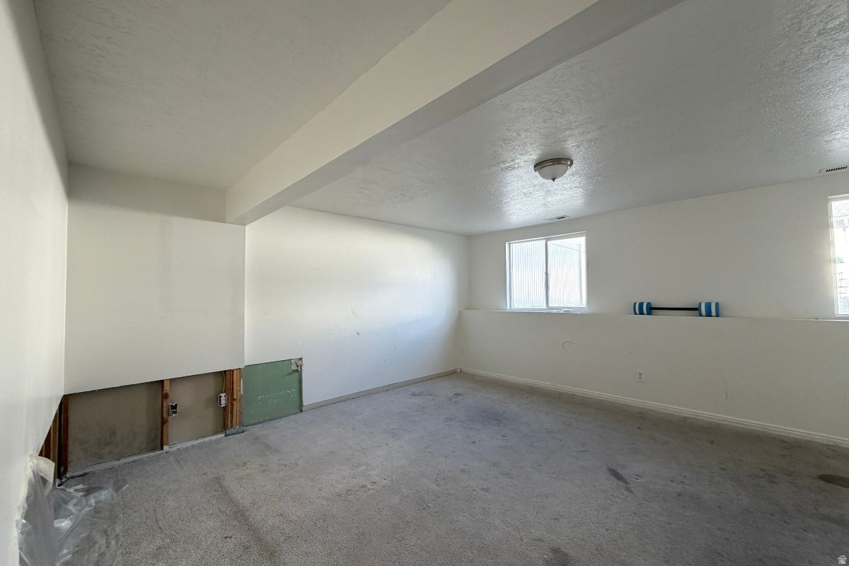 SHETLAND MEADOWS - Residential Income