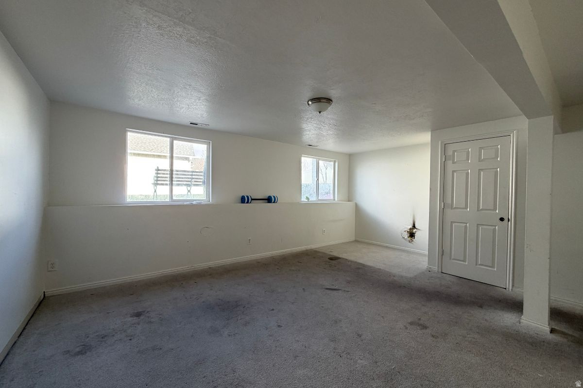 SHETLAND MEADOWS - Residential Income