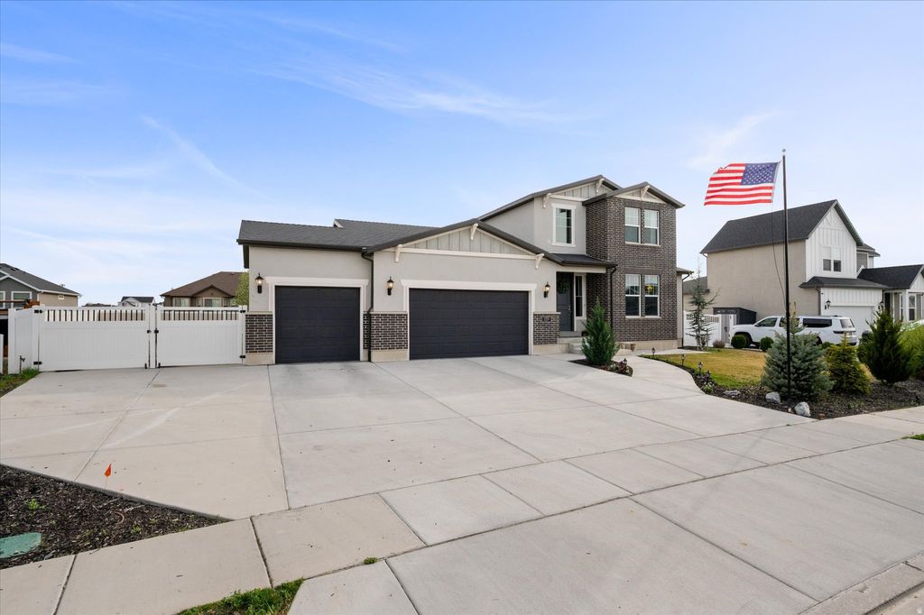 Photo of 3359 W EURASIAN CRANE RD, Clinton, UT 84015 (MLS # 2146736)