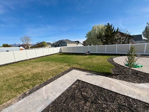 Tiny photo for 3359 W EURASIAN CRANE RD, Clinton, UT 84015 (MLS # 2146736)