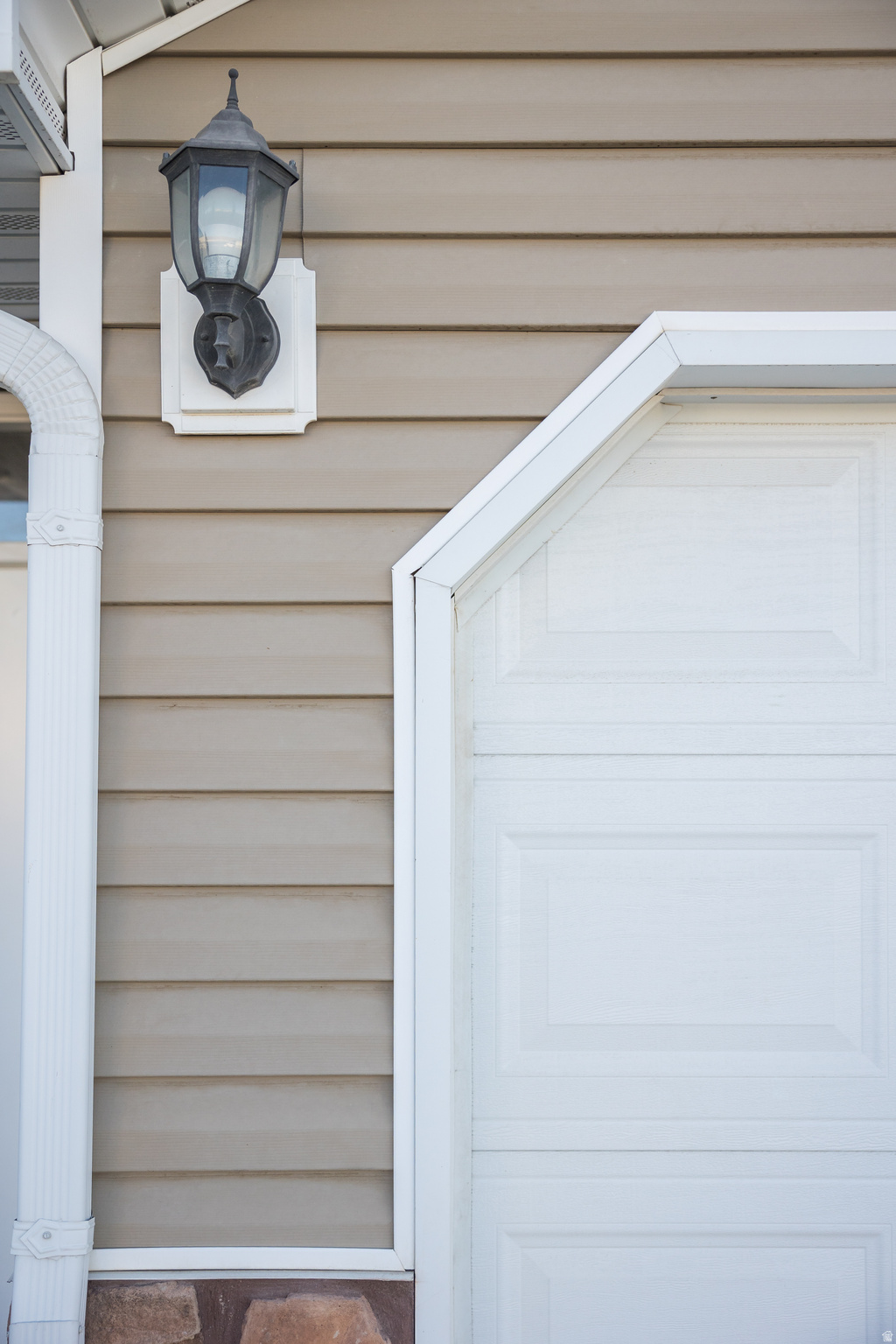 CANYON VILLAS - Residential