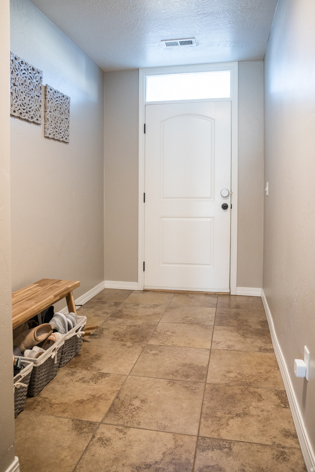 CANYON VILLAS - Residential