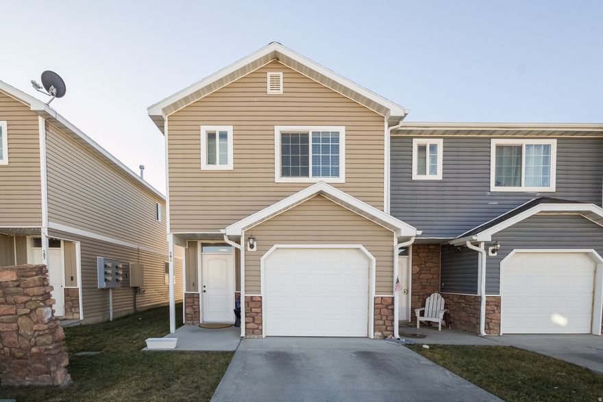 Well maintained townhome in the Canyon Villas. Featuring 3 bed, 2.5 baths, 1 car garage, large living area. It's located at a desirable end unit. Call today for a showing! Information provided as a courtesy, buyer to verify all information.