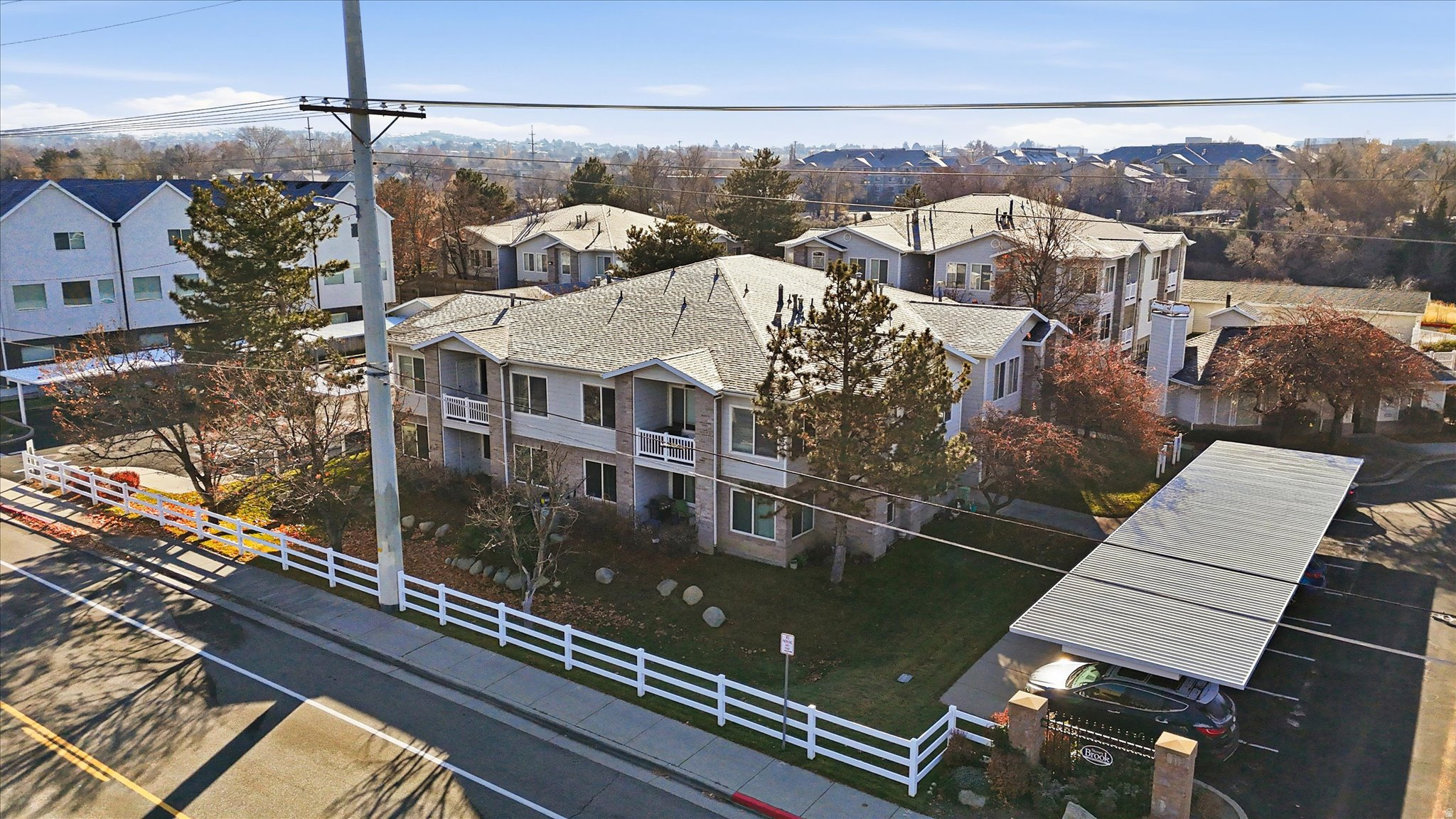 STONEY BROOK - Residential