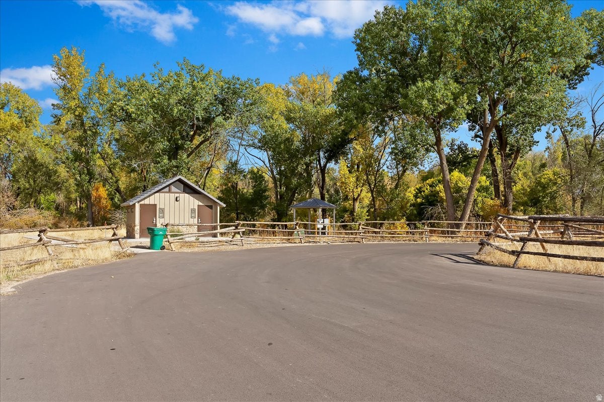 WILSON COVE - Residential
