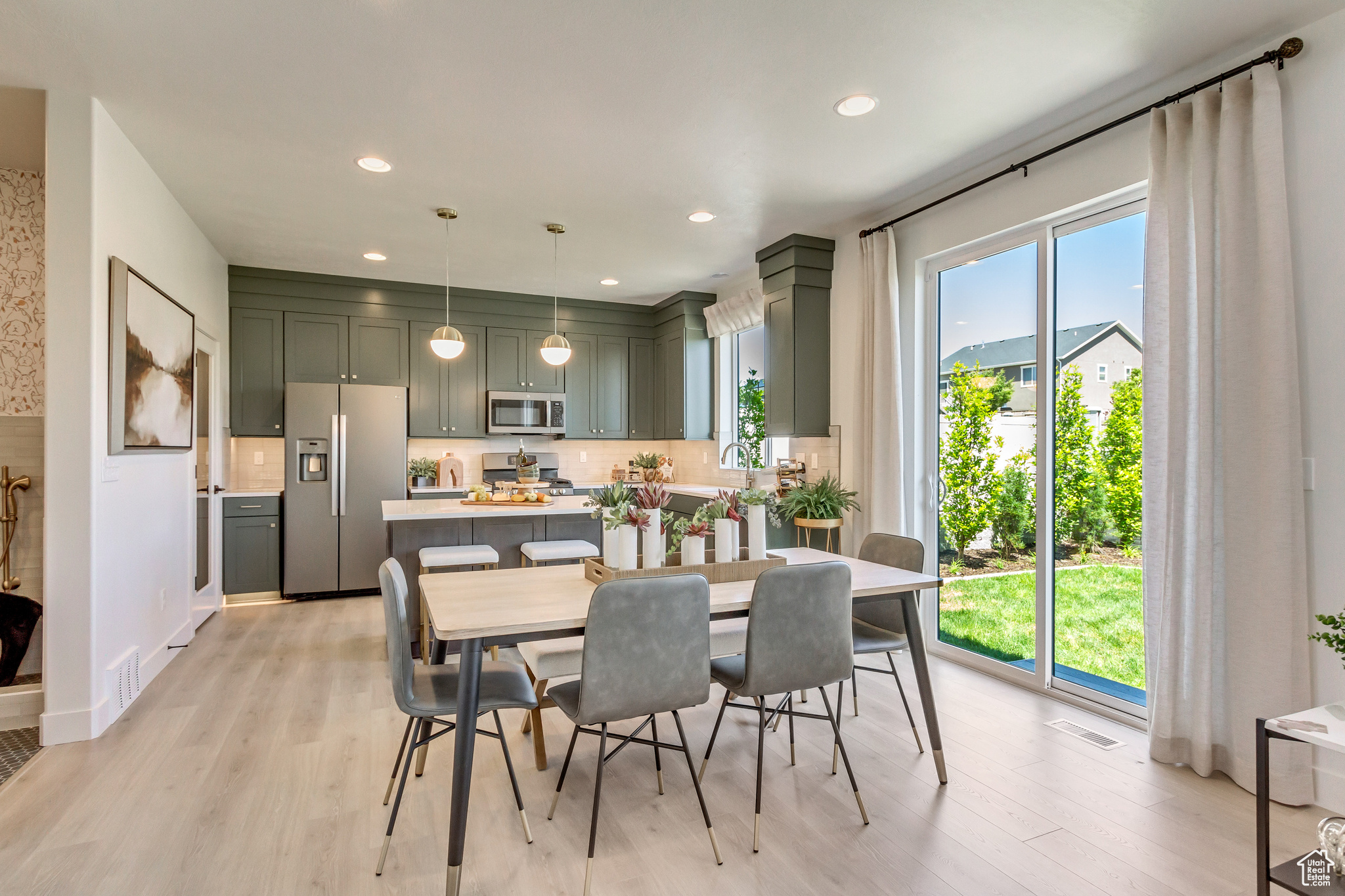 HARMONY POINT - Residential