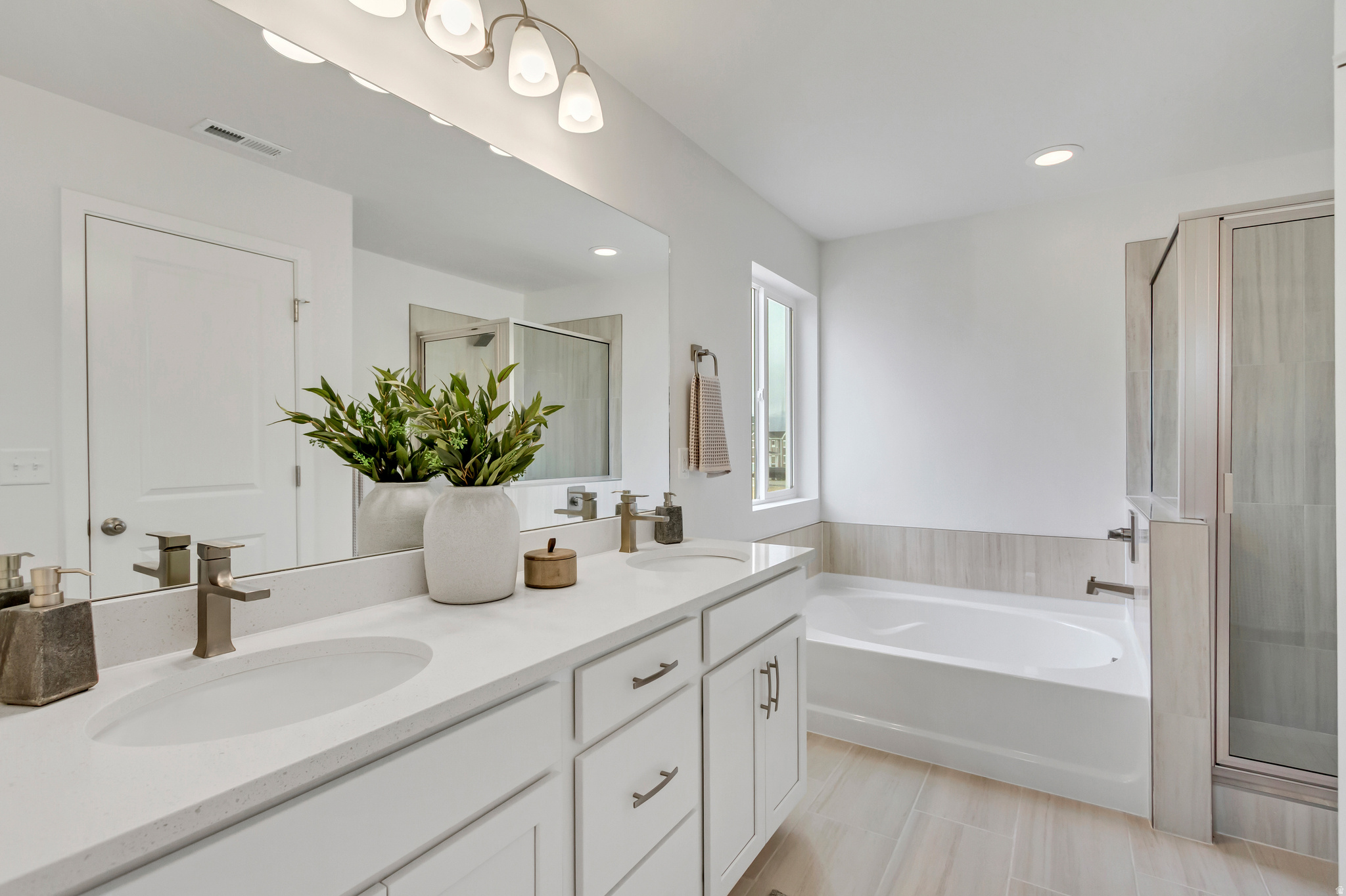 HARMONY POINT - Residential