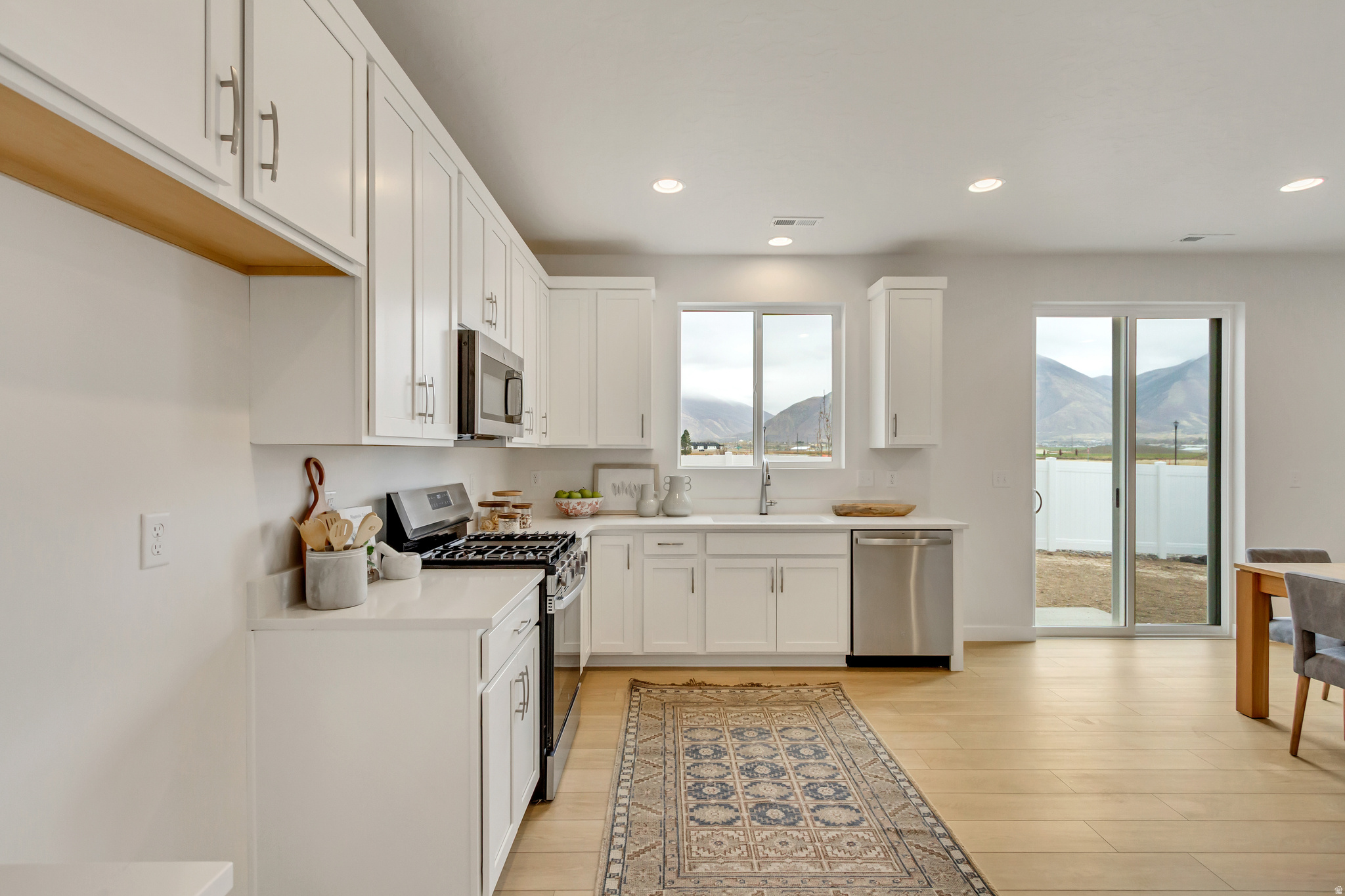 HARMONY POINT - Residential