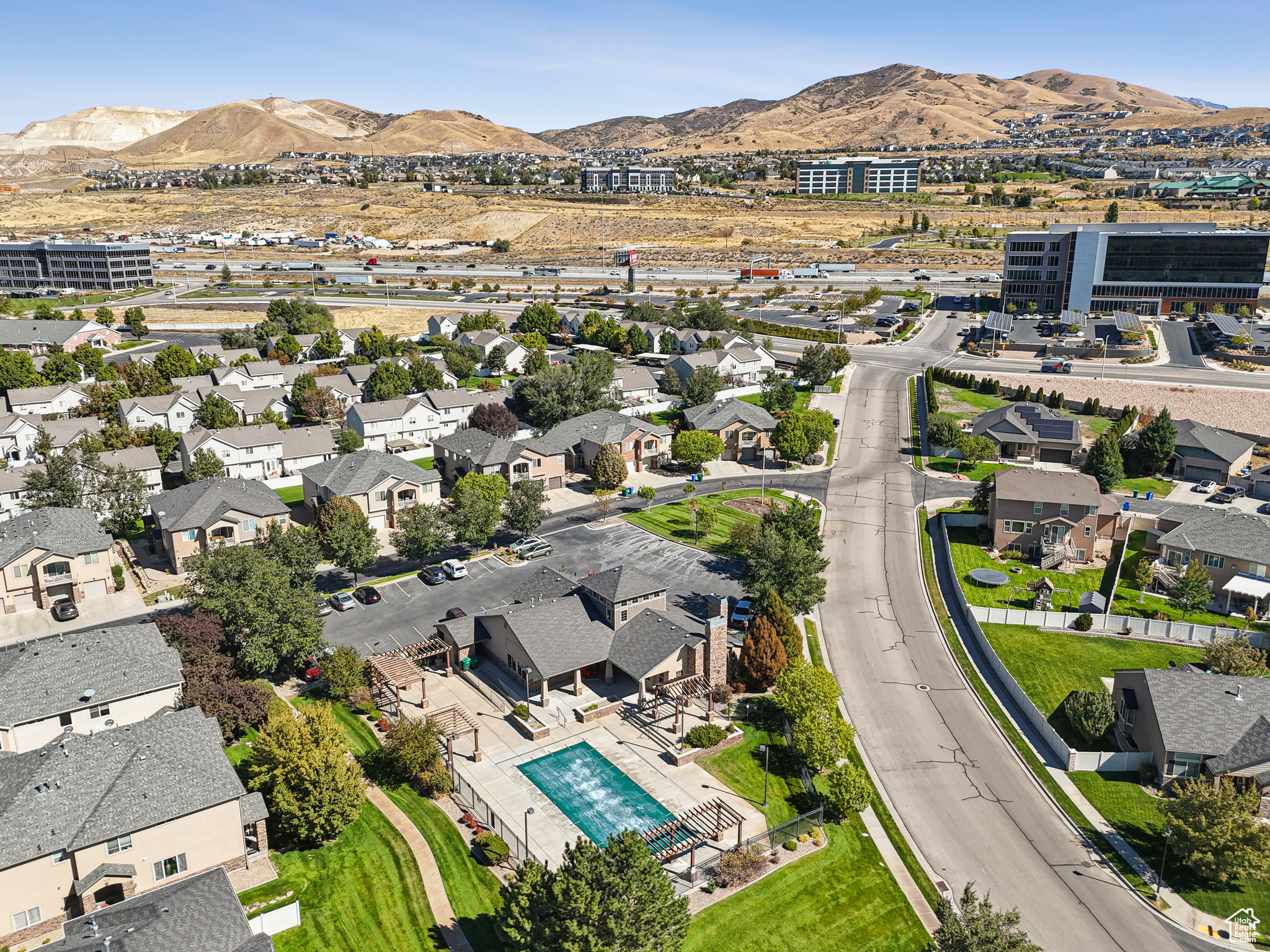 HANKS - Residential