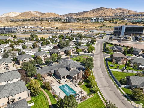 Tiny photo for 3731 N PRAIRIE GRASS DR, Lehi, UT 84048 (MLS # 2114515)