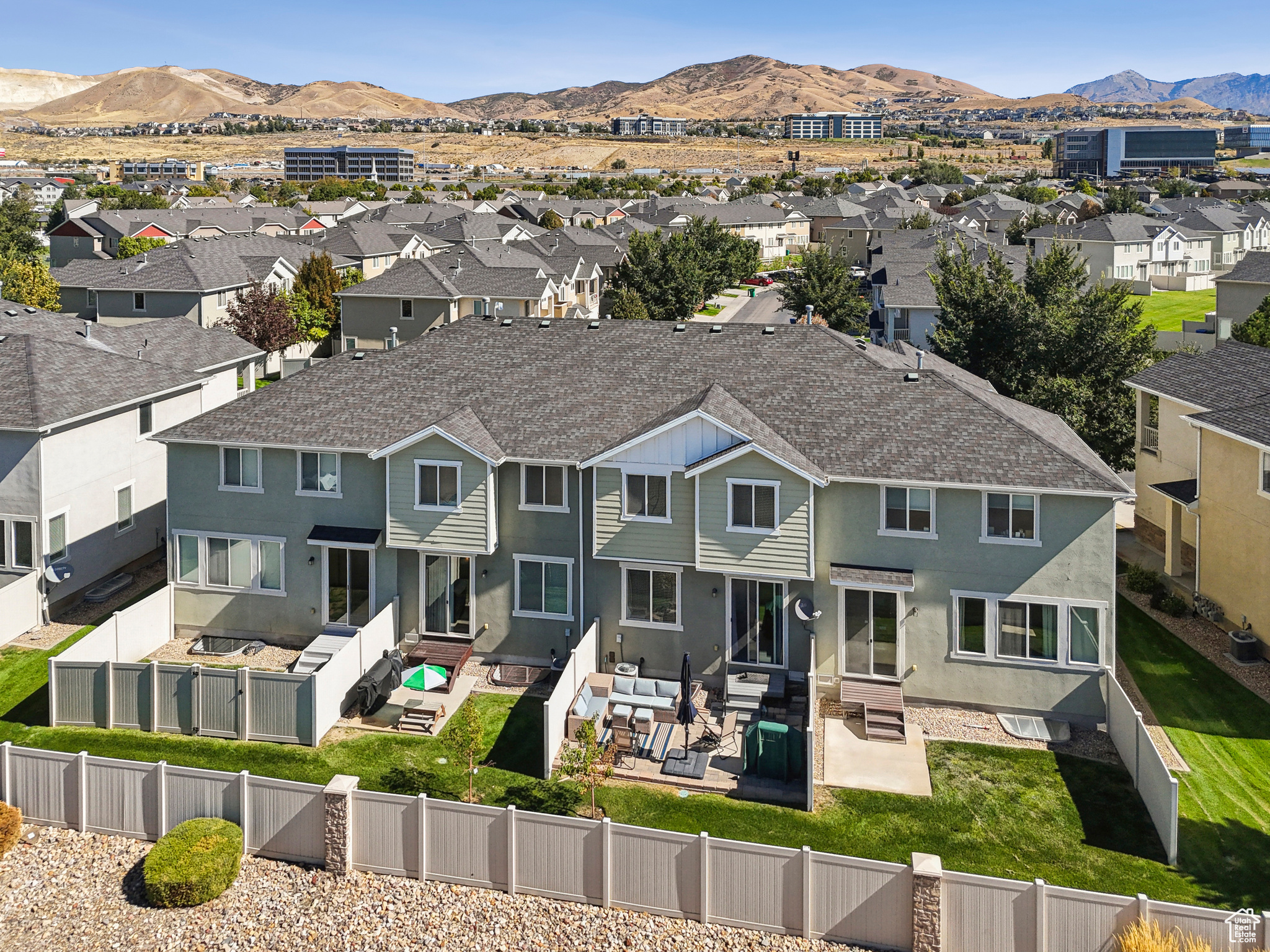 HANKS - Residential