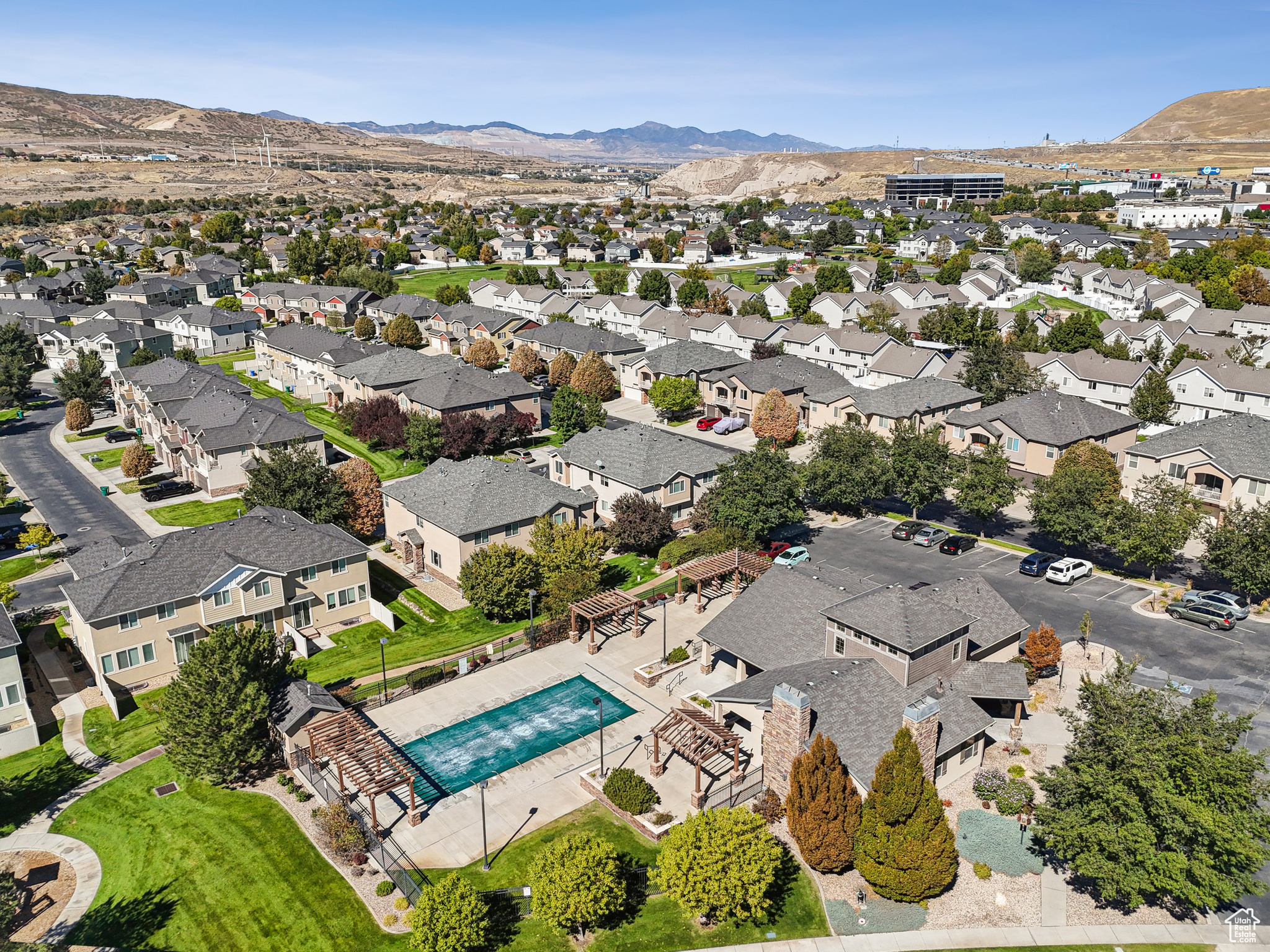 HANKS - Residential
