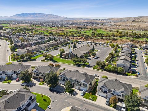 Tiny photo for 3731 N PRAIRIE GRASS DR, Lehi, UT 84048 (MLS # 2114515)