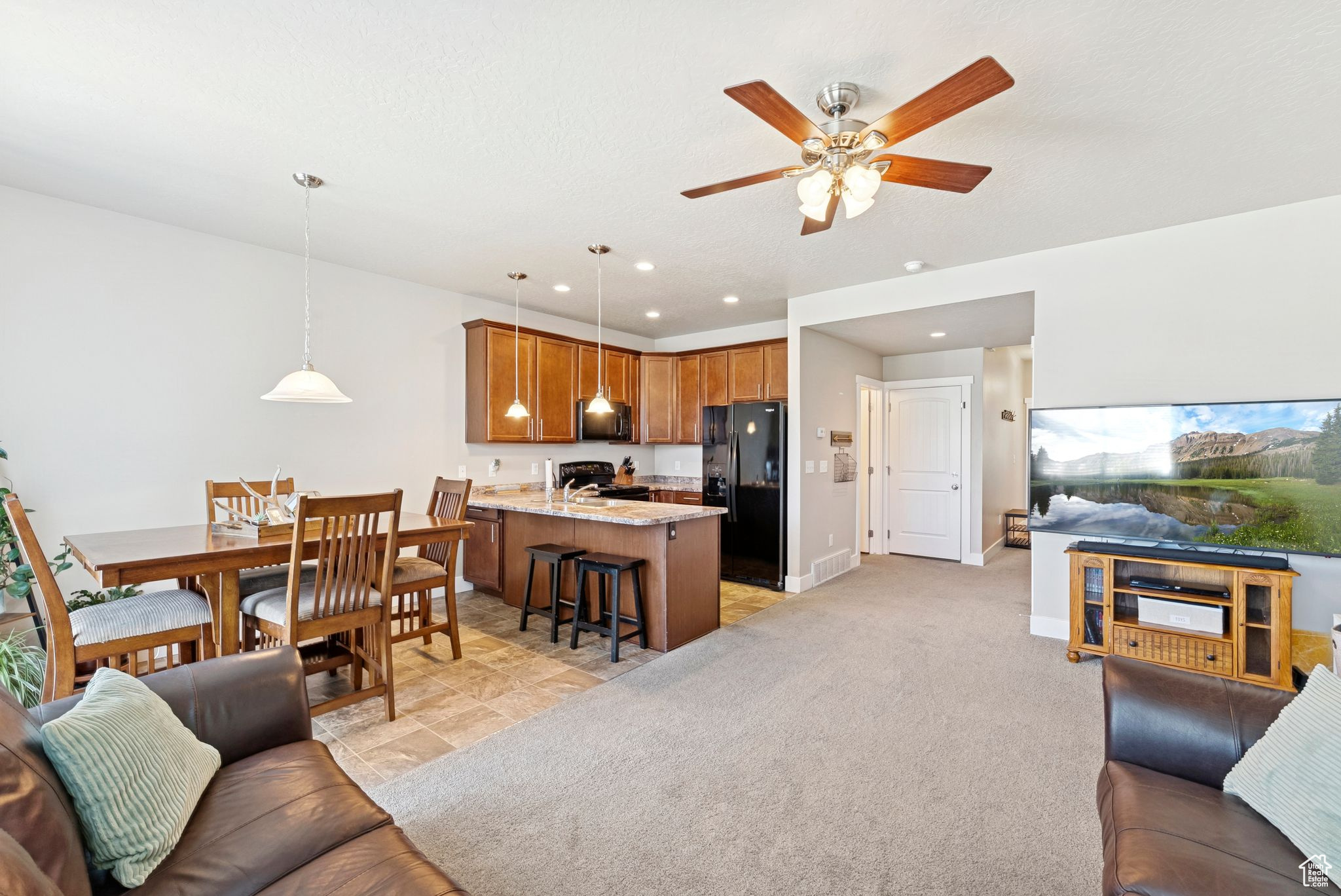 HANKS - Residential