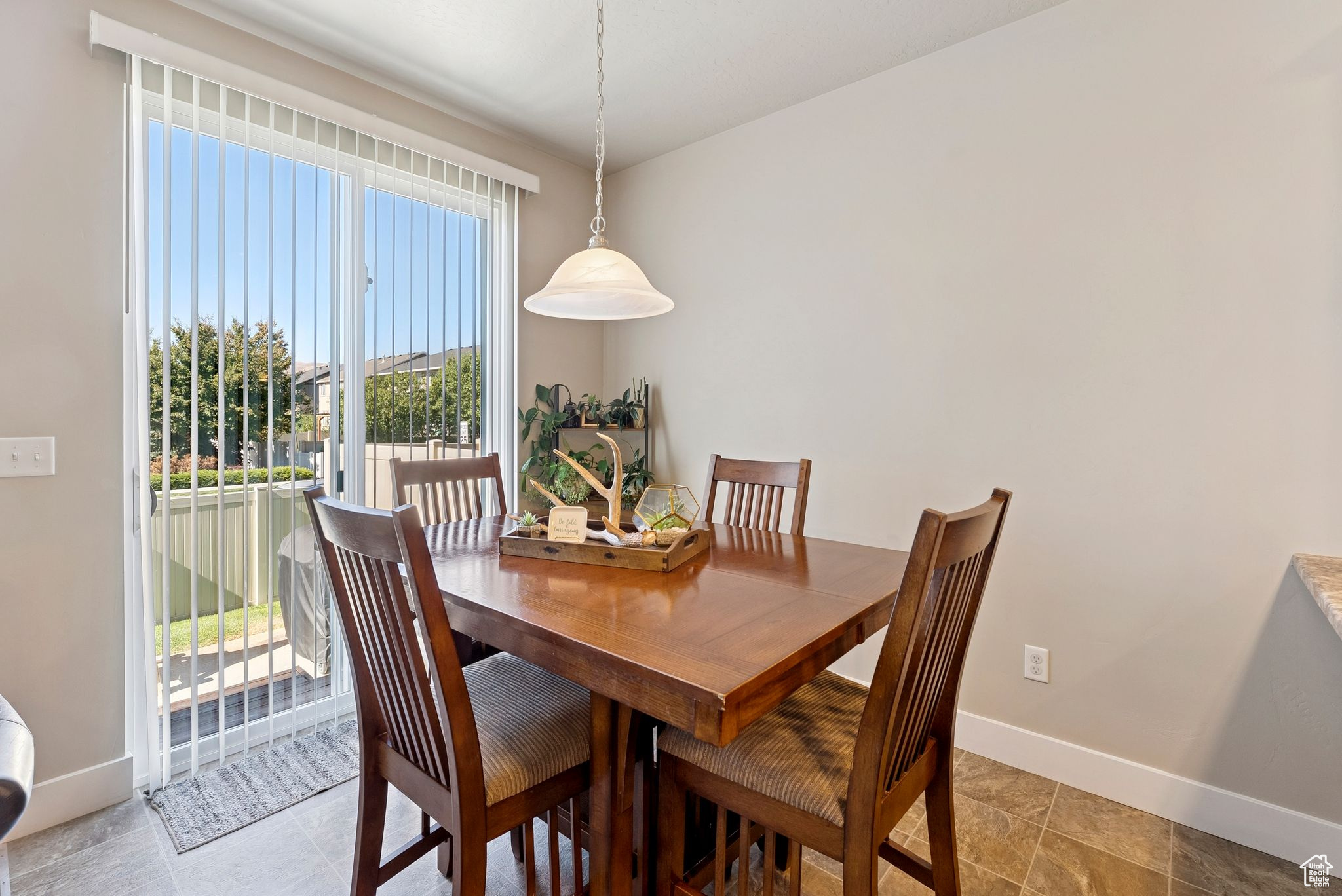 HANKS - Residential