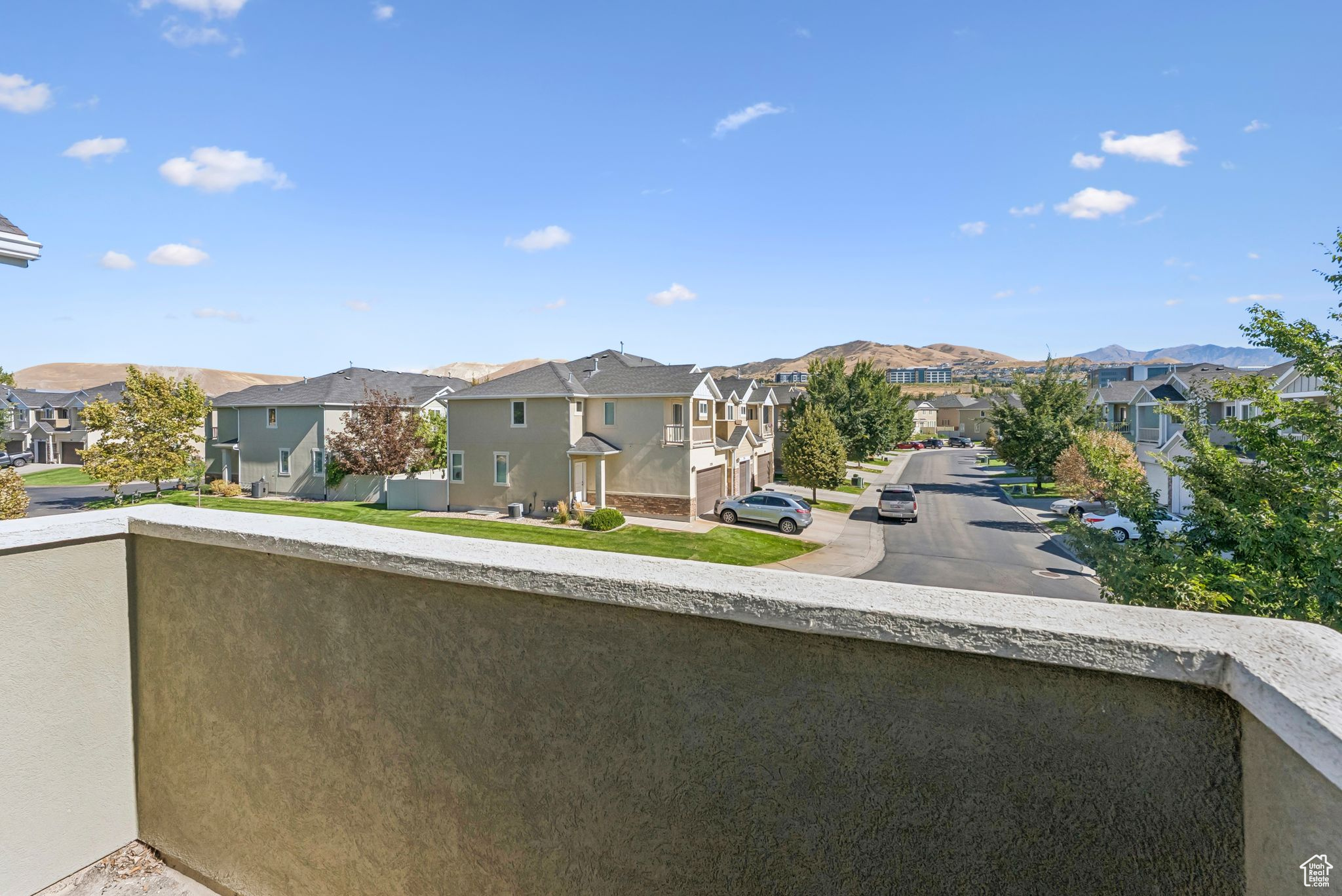 HANKS - Residential