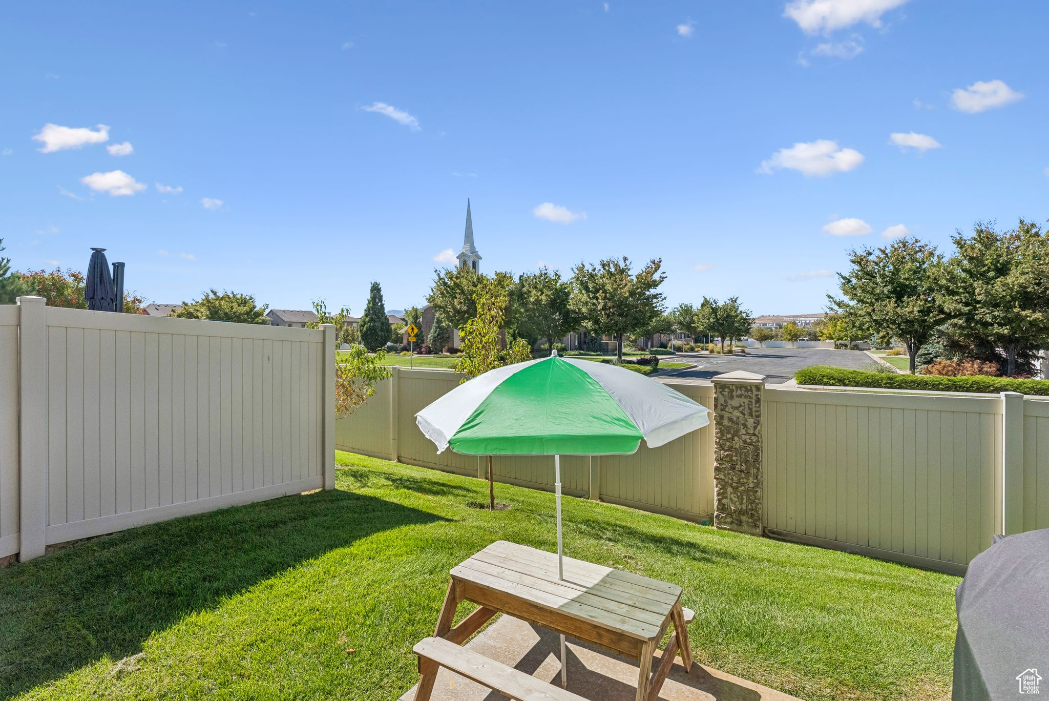 HANKS - Residential