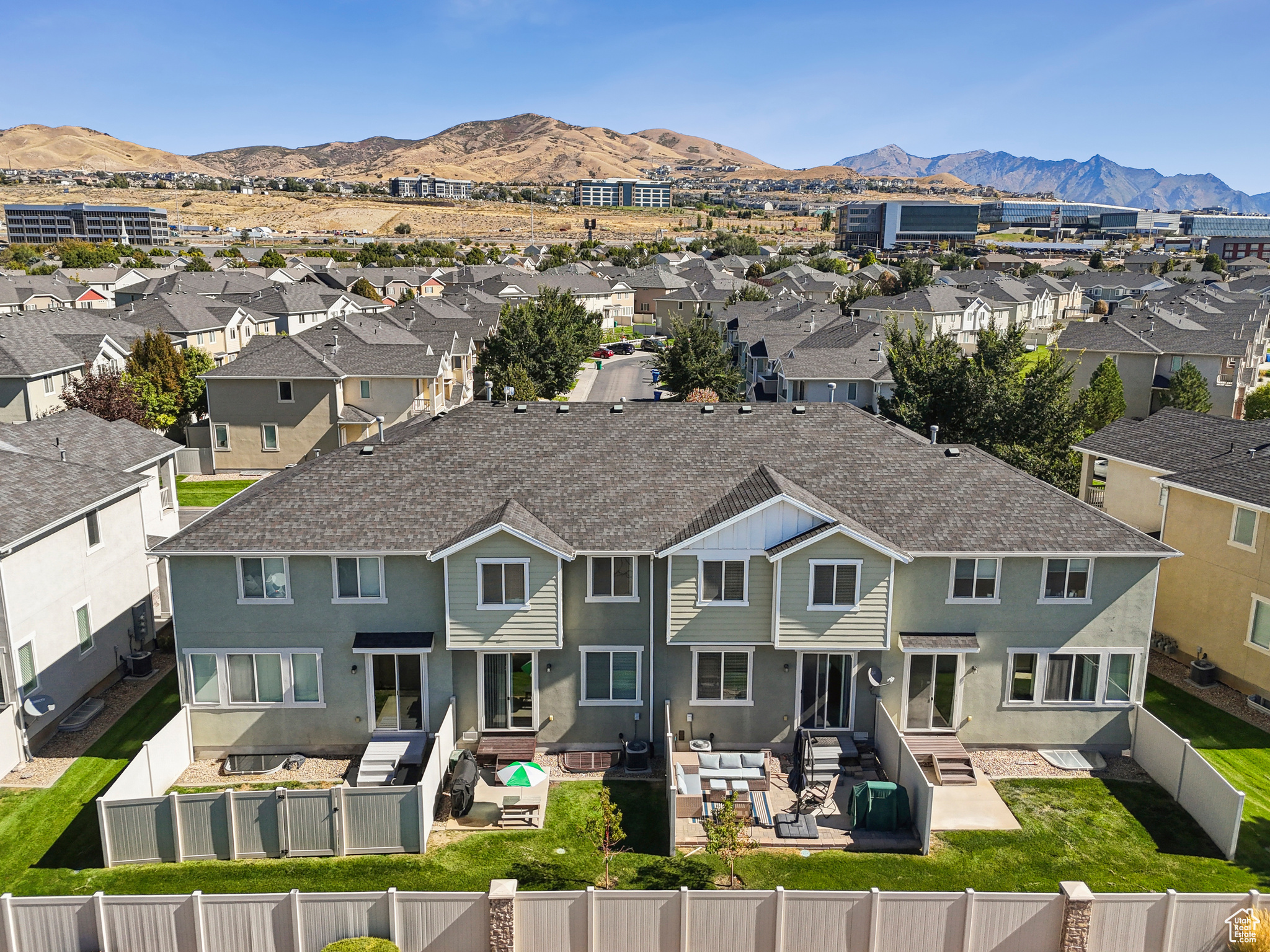 HANKS - Residential