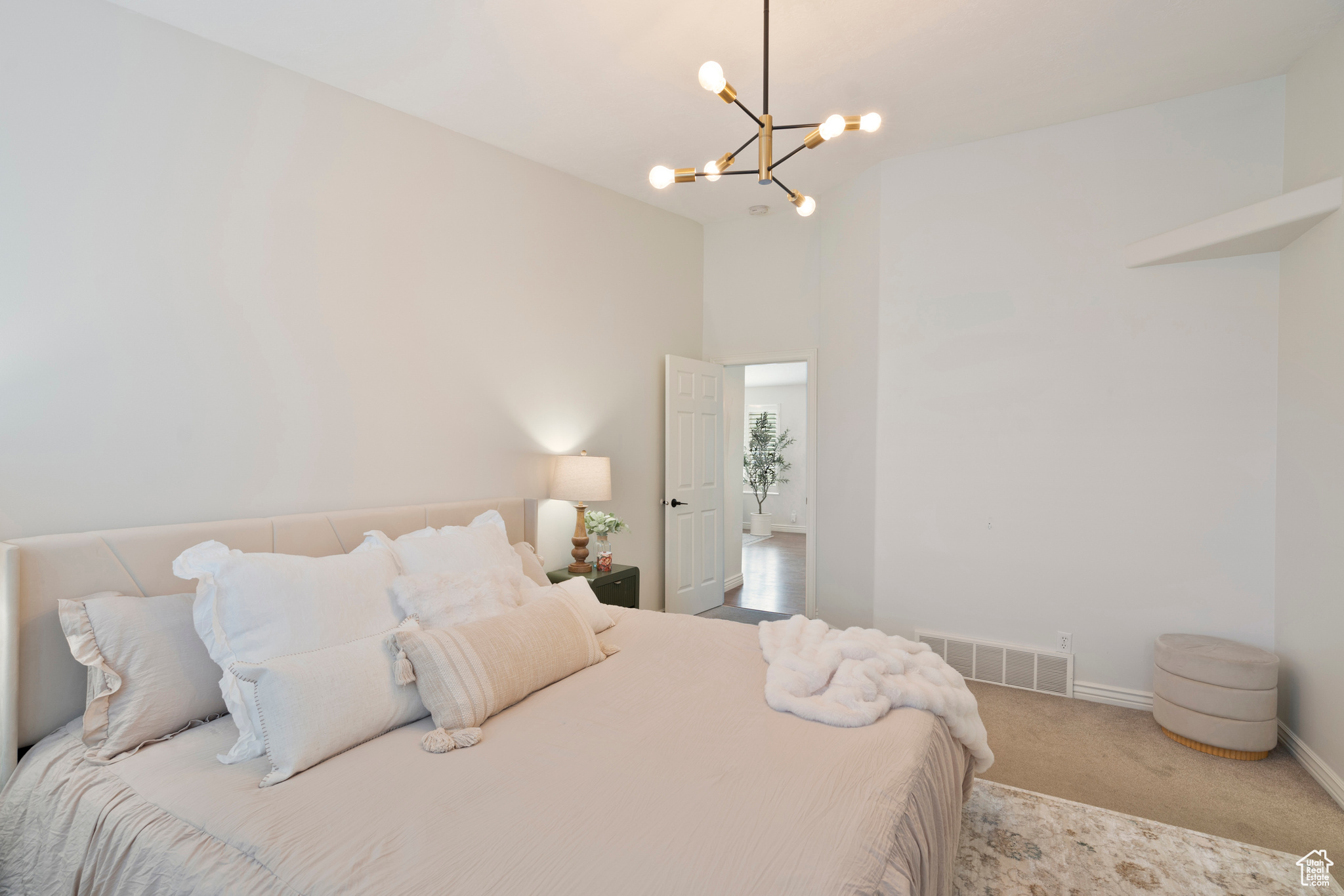 SHADOW OAKS - Residential