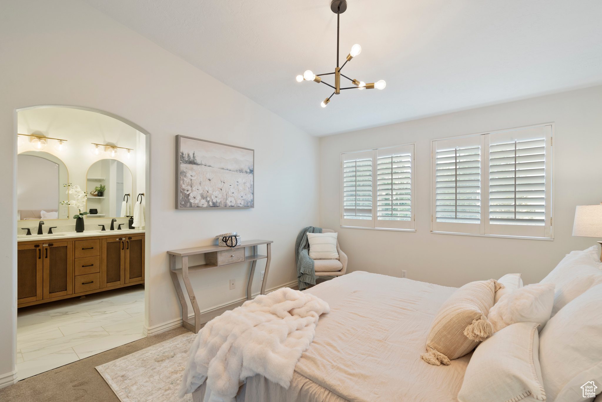 SHADOW OAKS - Residential