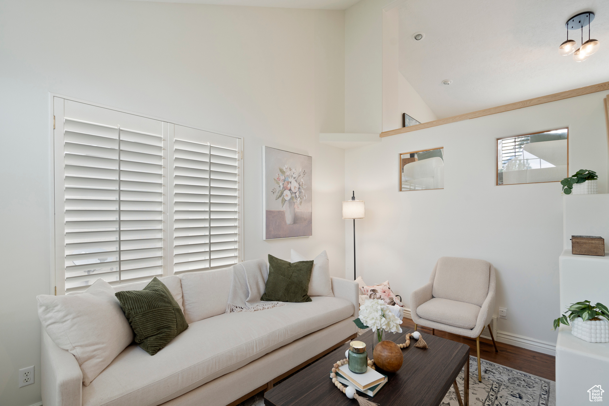 SHADOW OAKS - Residential