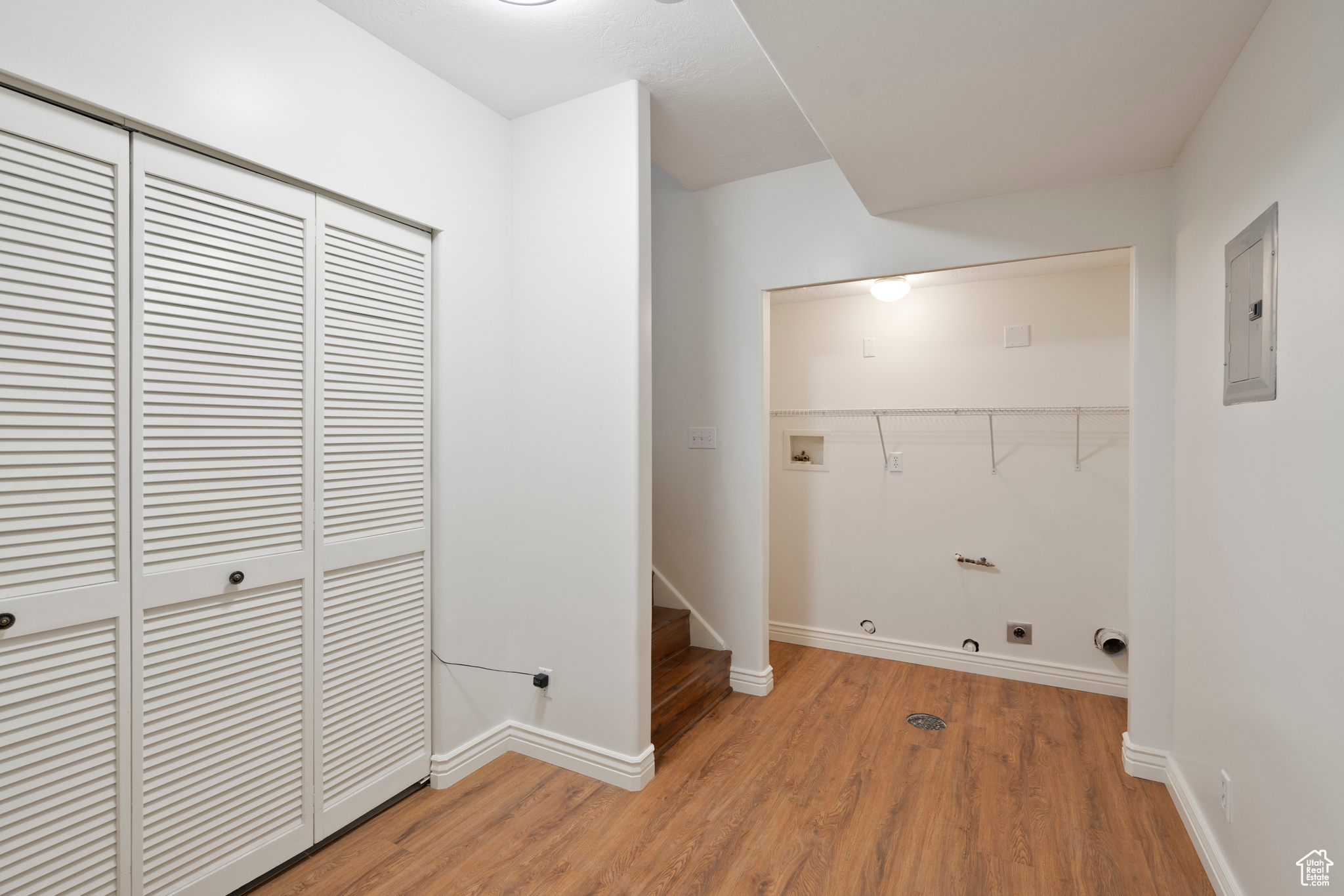 SHADOW OAKS - Residential