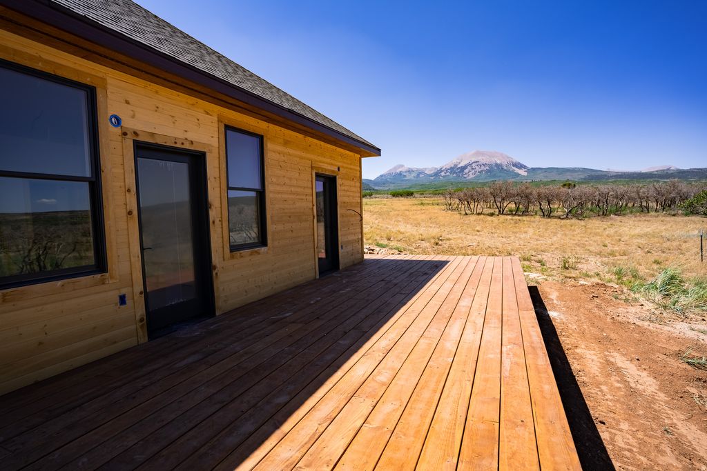 Photo of 142 N PORCUPINE LN, La Sal, UT 84530 (MLS # 2169488)