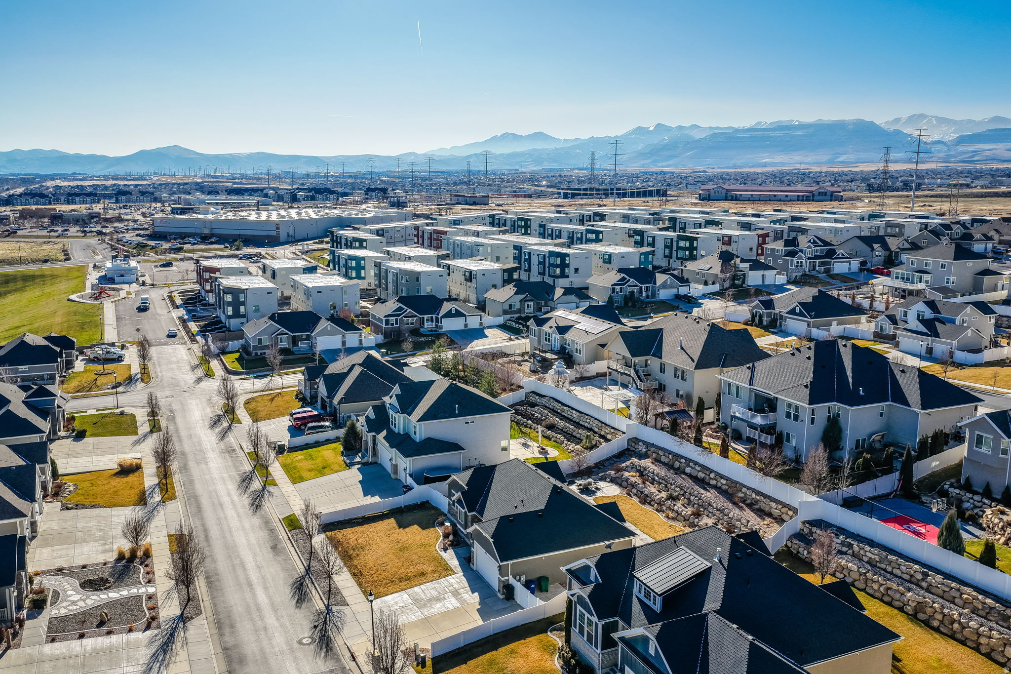 SOMMERGLEN HEIGHTS - Residential