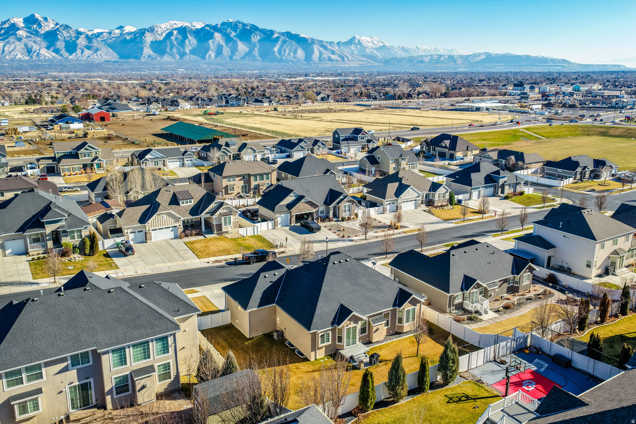 SOMMERGLEN HEIGHTS - Residential