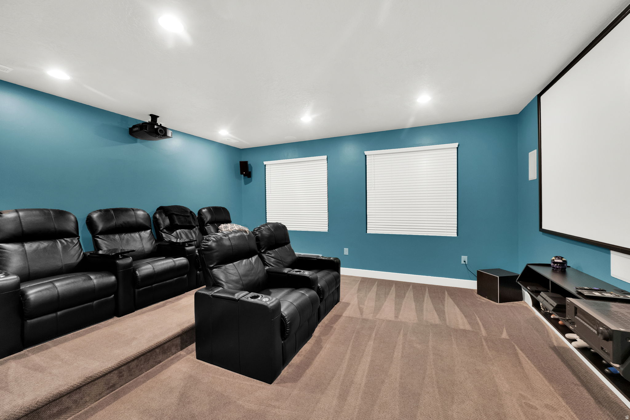 SOMMERGLEN HEIGHTS - Residential