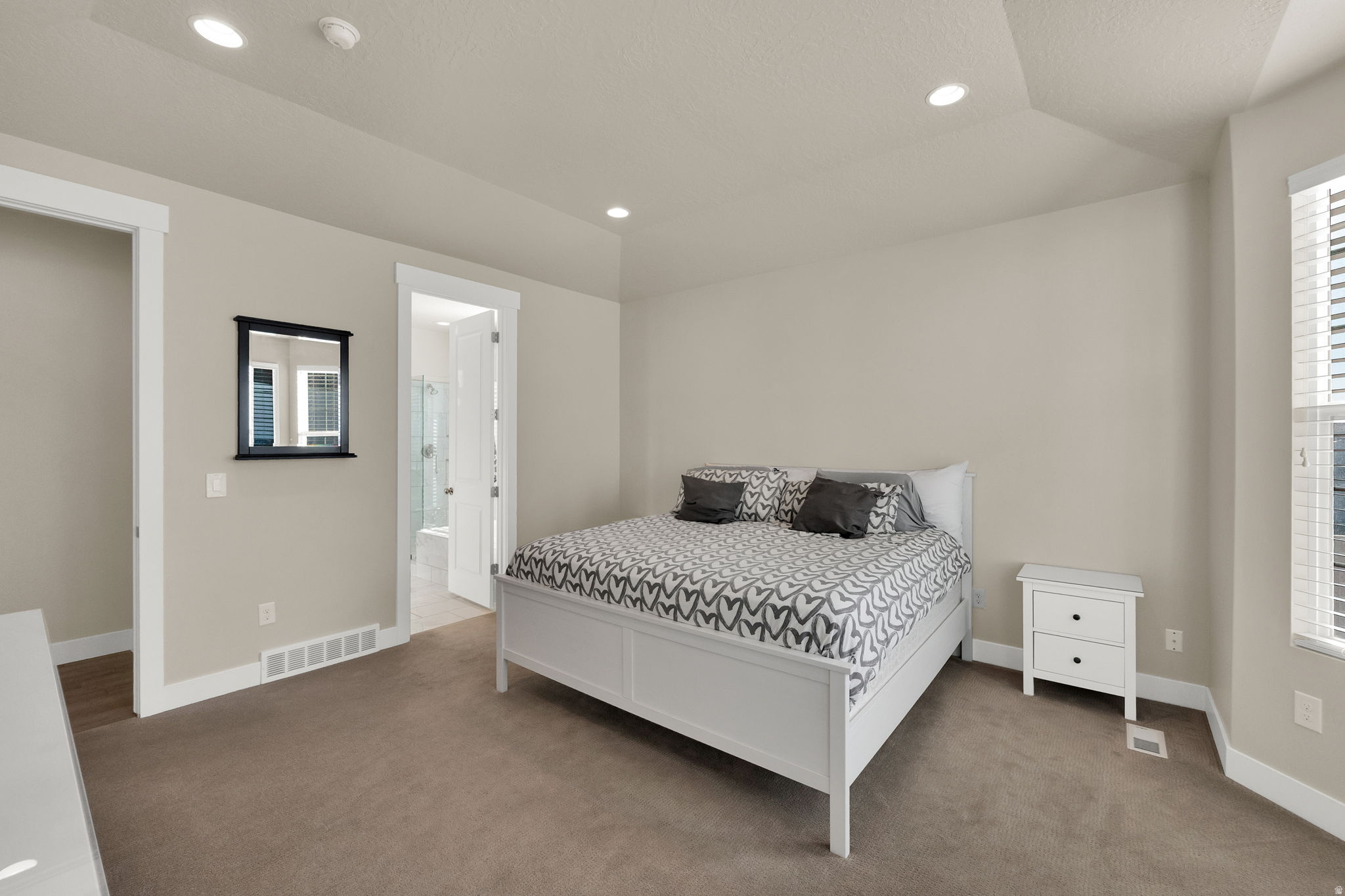 SOMMERGLEN HEIGHTS - Residential