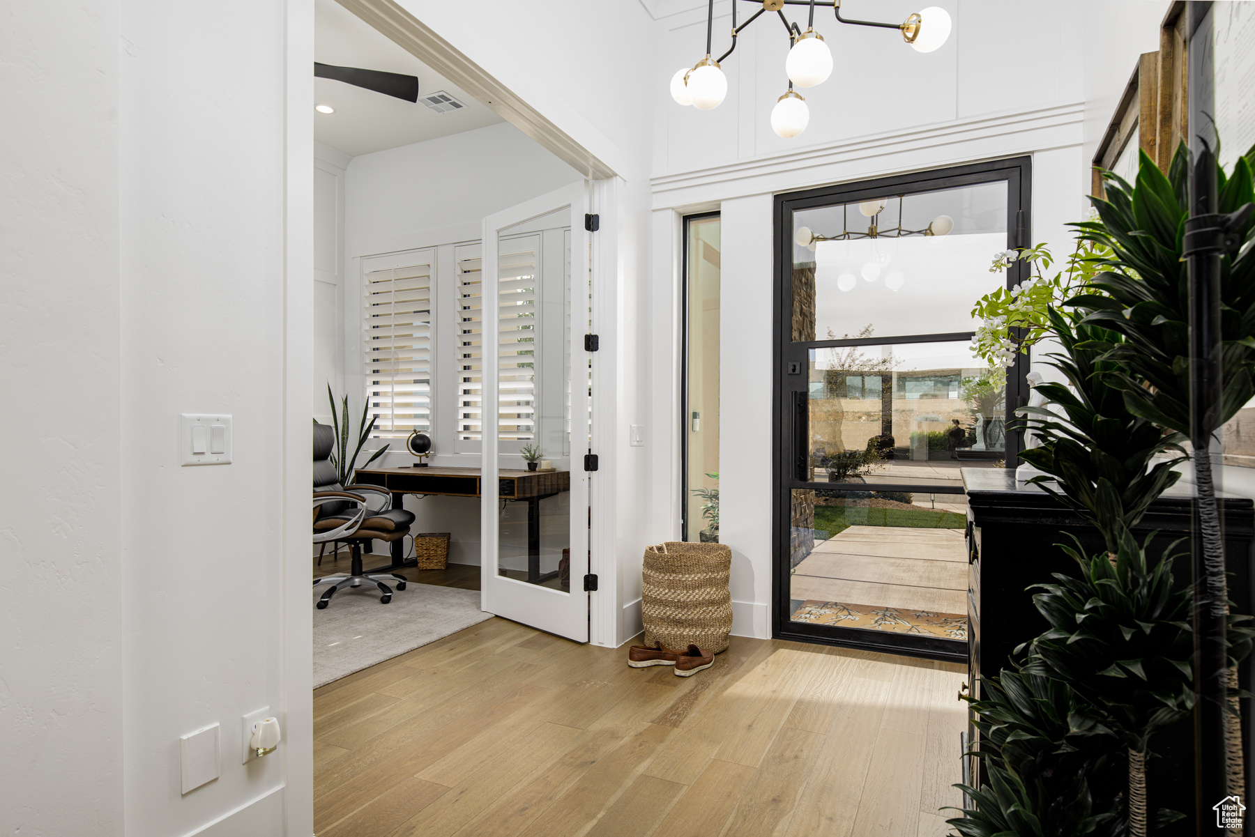 5467 N Hidden Pinyon Dr, Saint George, Utah image 33