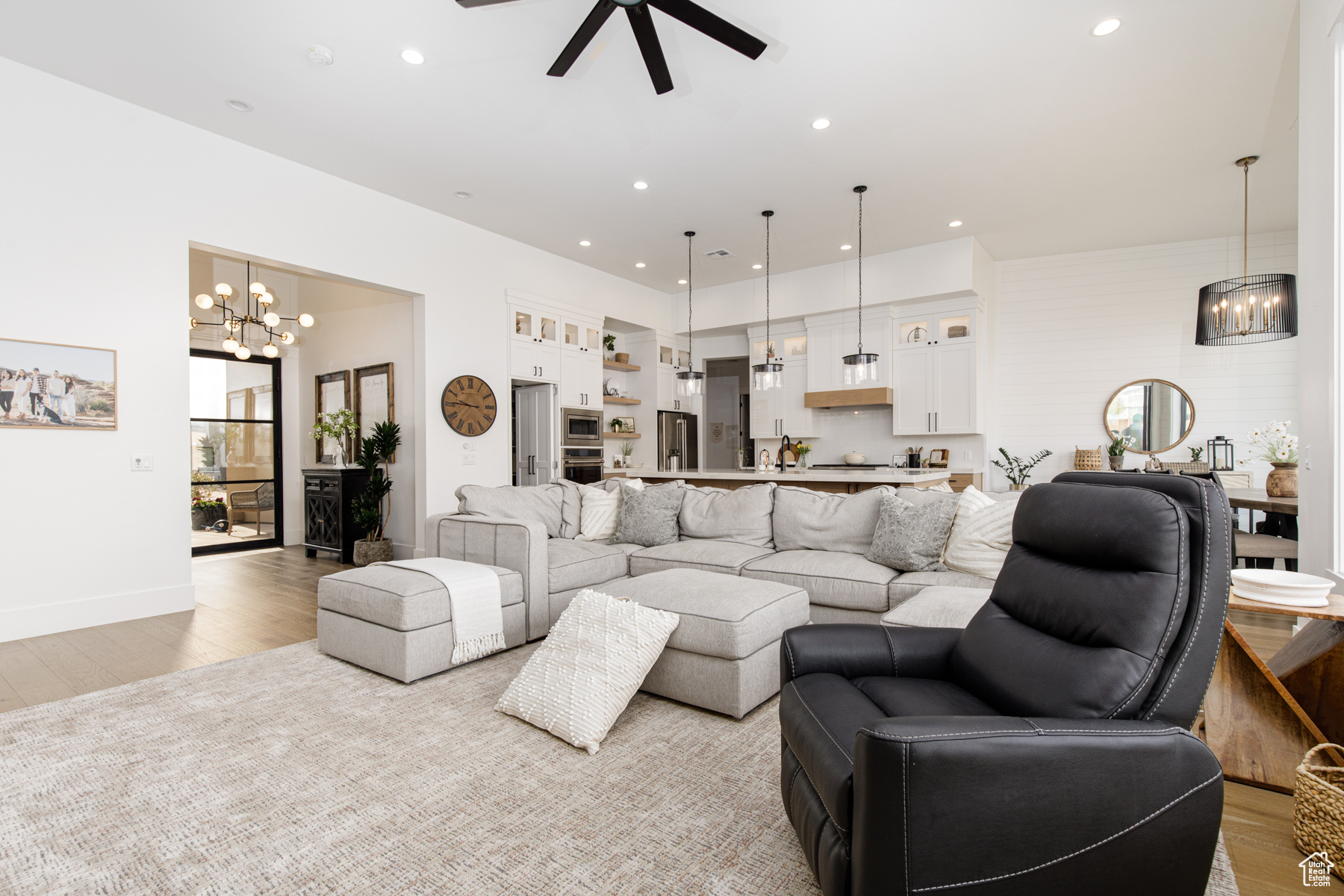 5467 N Hidden Pinyon Dr, Saint George, Utah image 37
