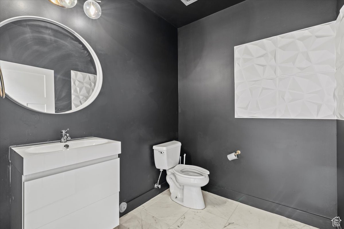 RIVER WOODS - Commercial Sale