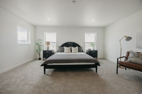 Tiny photo for 5233 S PARAMOUNT DR, Riverdale, UT 84405 (MLS # 2151199)