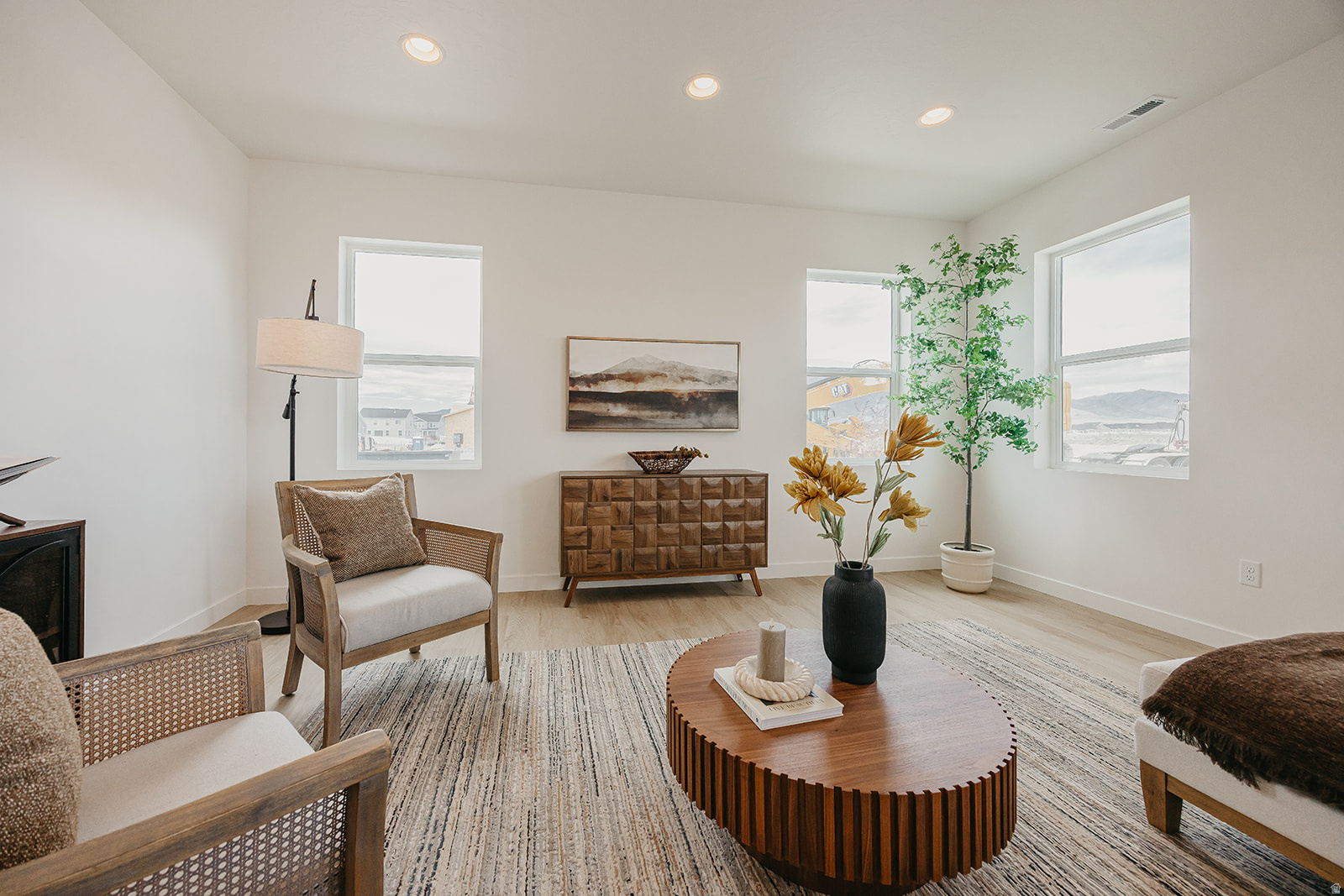 RIVERSIDE ESTATES - Residential