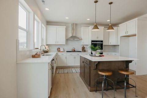 Tiny photo for 5233 S PARAMOUNT DR, Riverdale, UT 84405 (MLS # 2151199)