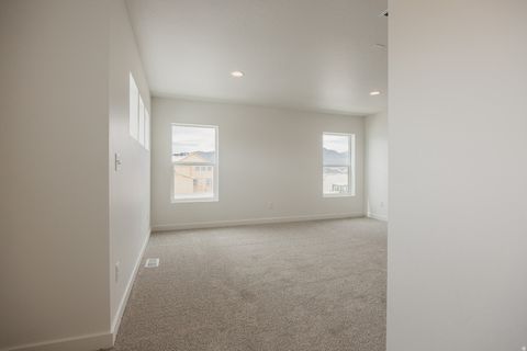 Tiny photo for 5233 S PARAMOUNT DR, Riverdale, UT 84405 (MLS # 2151199)