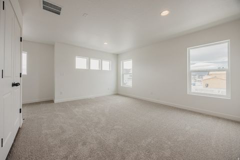 Tiny photo for 5233 S PARAMOUNT DR, Riverdale, UT 84405 (MLS # 2151199)
