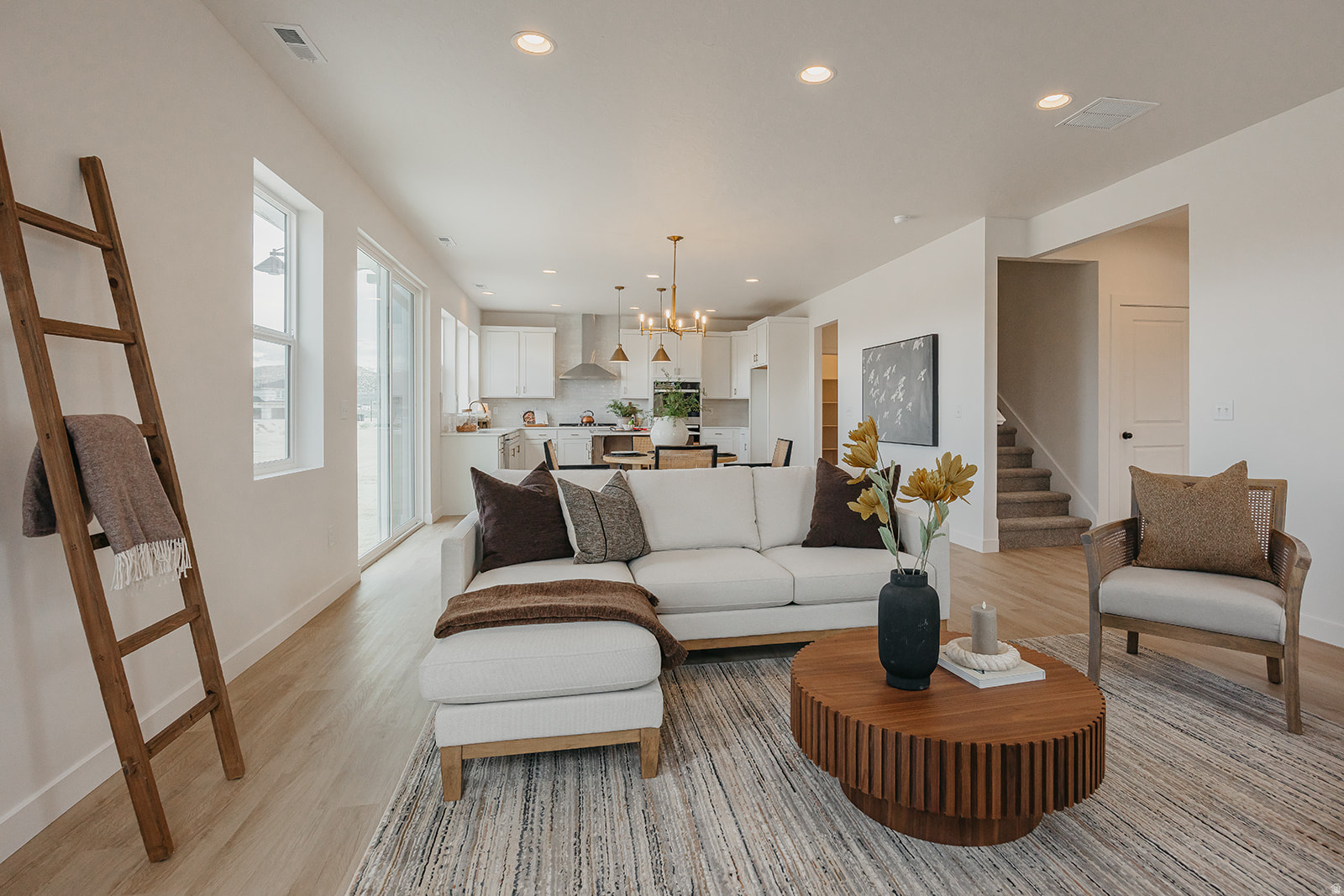 RIVERSIDE ESTATES - Residential