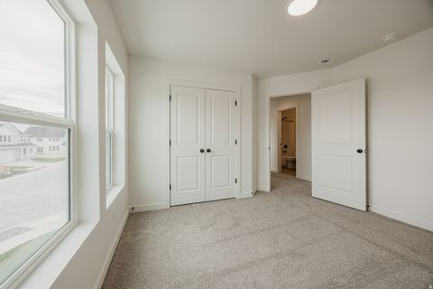 Tiny photo for 5233 S PARAMOUNT DR, Riverdale, UT 84405 (MLS # 2151199)