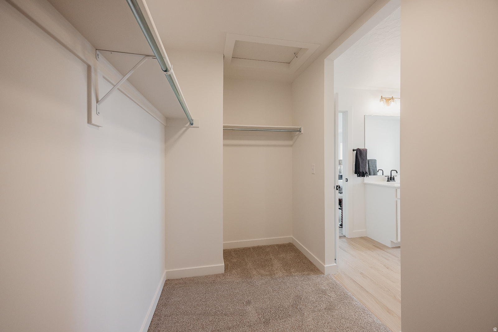 RIVERSIDE ESTATES - Residential