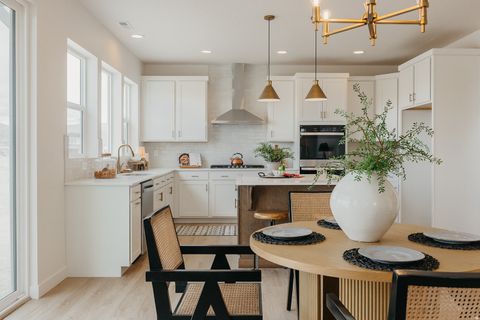 Tiny photo for 5233 S PARAMOUNT DR, Riverdale, UT 84405 (MLS # 2151199)