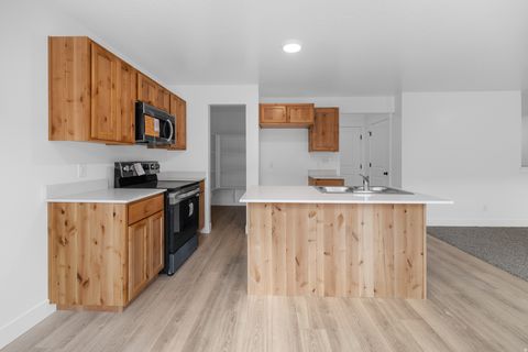 Tiny photo for 1623 S SAGEBERRY DR #339, Santaquin, UT 84655 (MLS # 2127565)