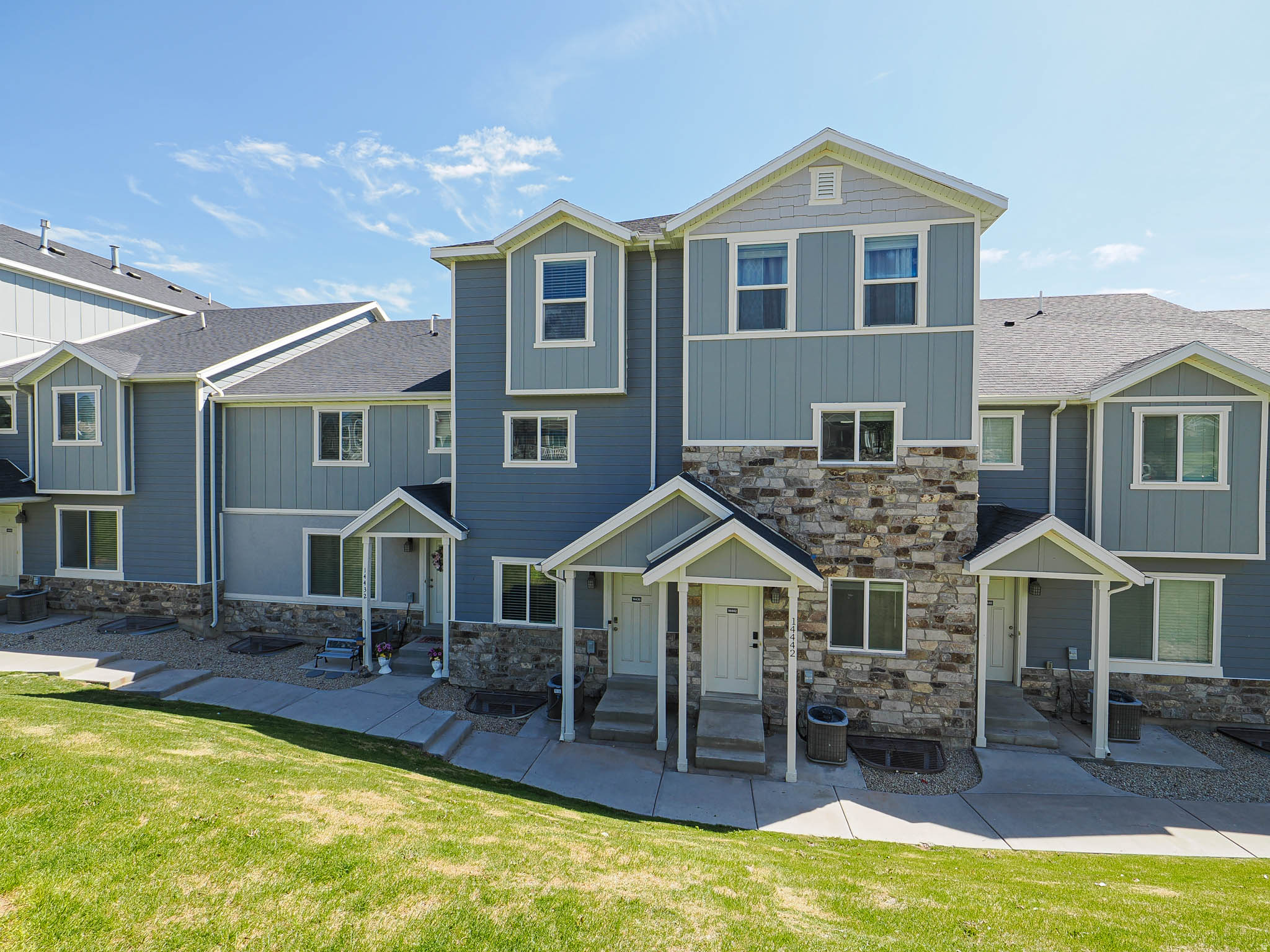 OVERLOOK AT ROSECREST - Residential