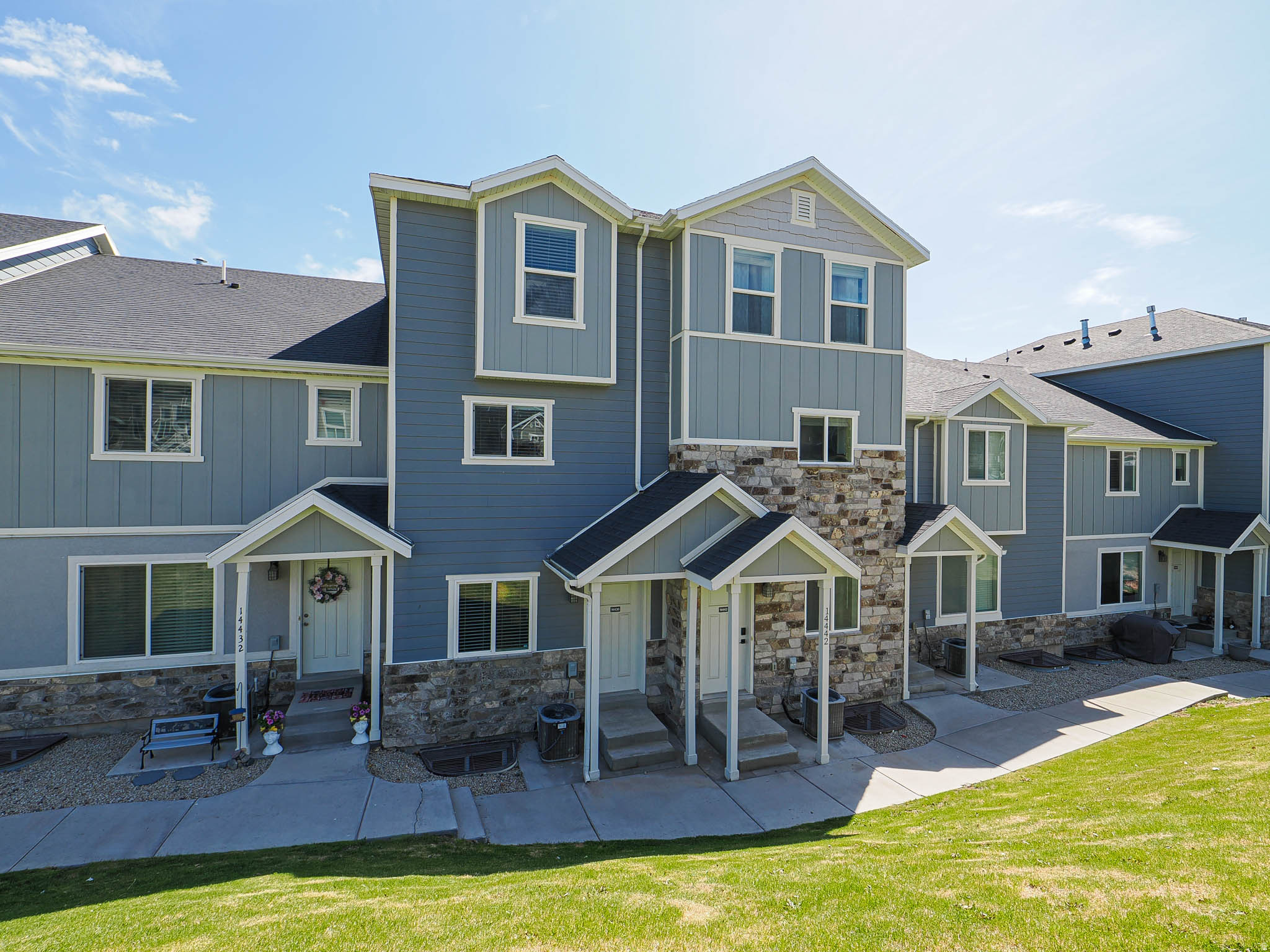 OVERLOOK AT ROSECREST - Residential