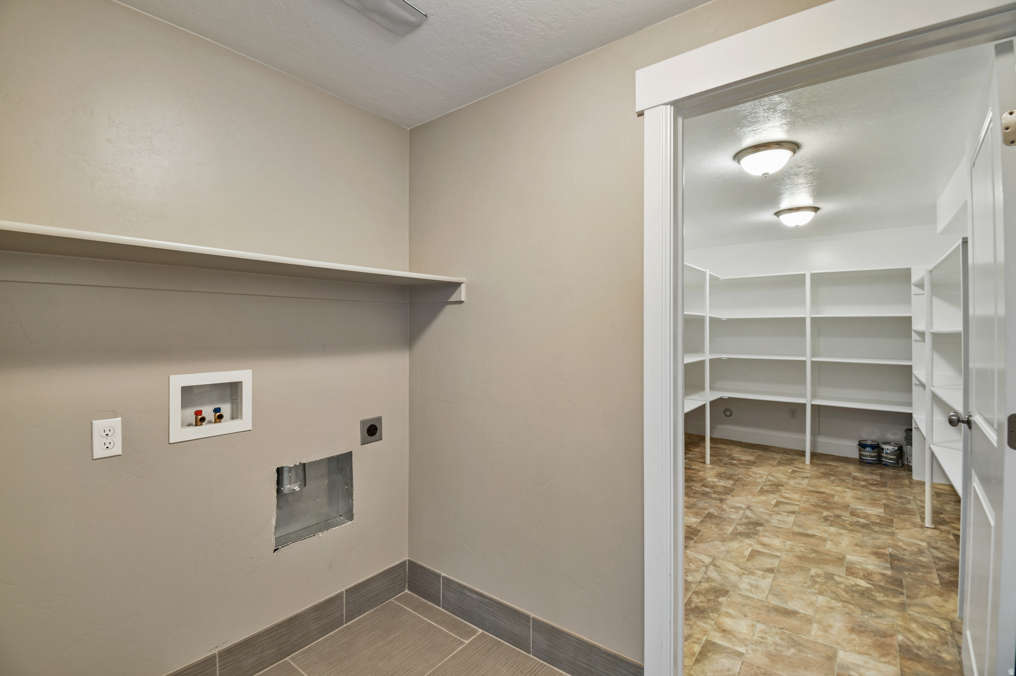 ORCHARD GROVE - Residential