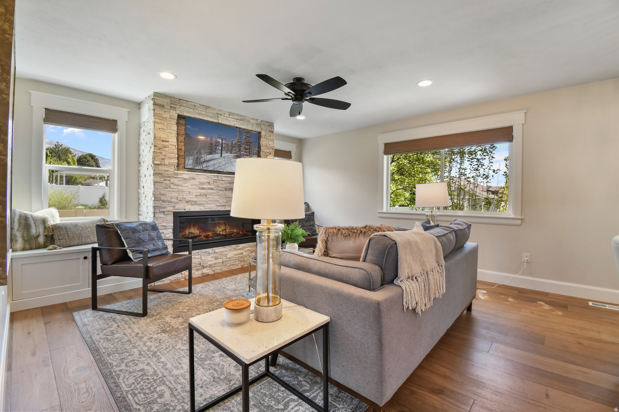 ORCHARD GROVE - Residential