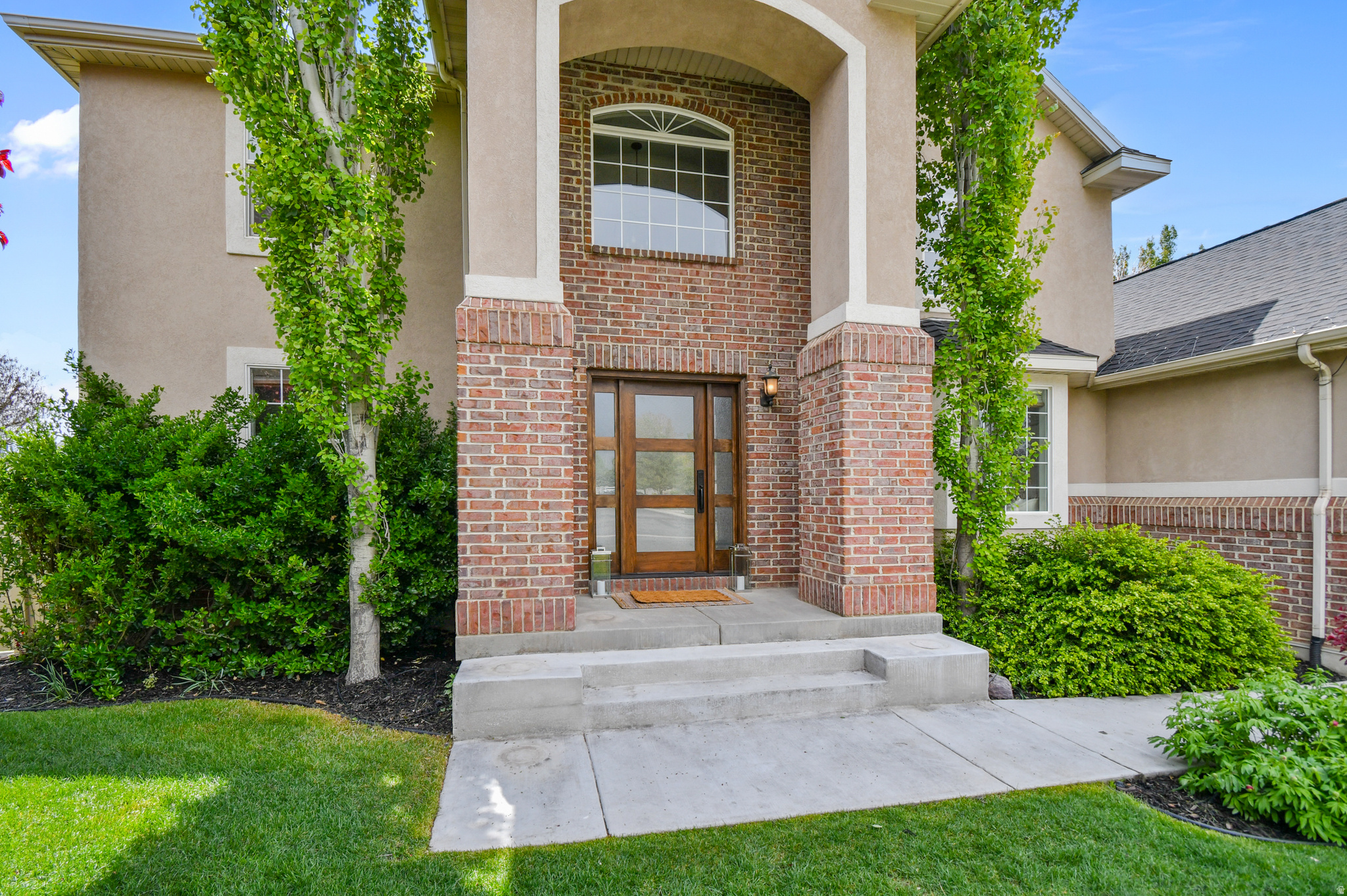 ORCHARD GROVE - Residential