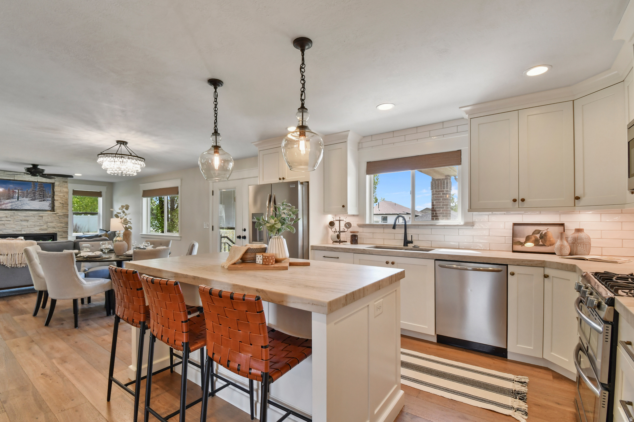 ORCHARD GROVE - Residential